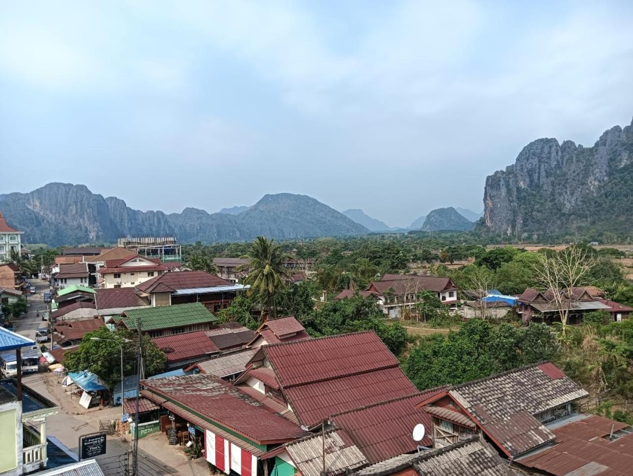 Bountang Riverside Hotel 万荣 外观 照片