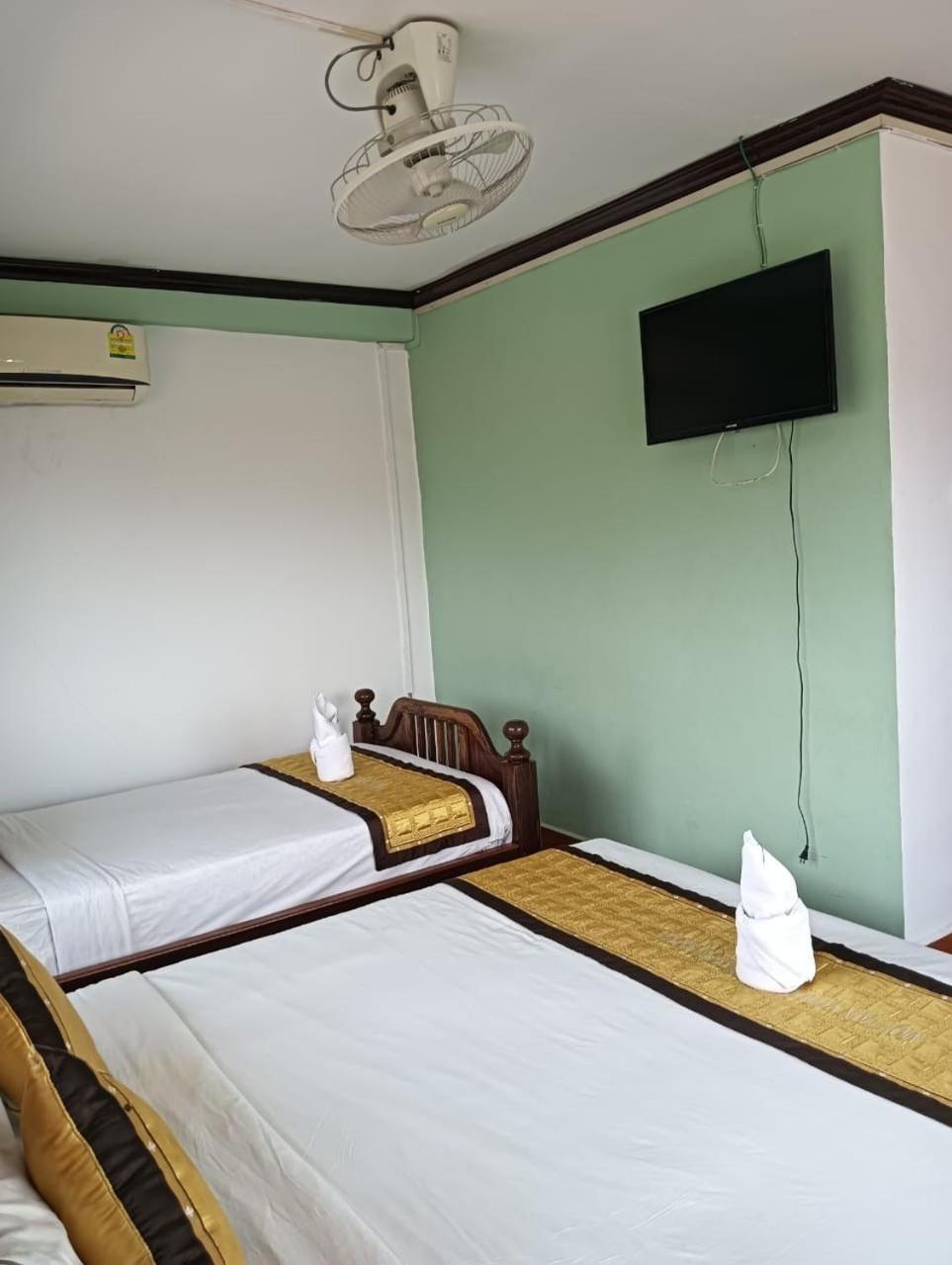 Bountang Riverside Hotel 万荣 外观 照片